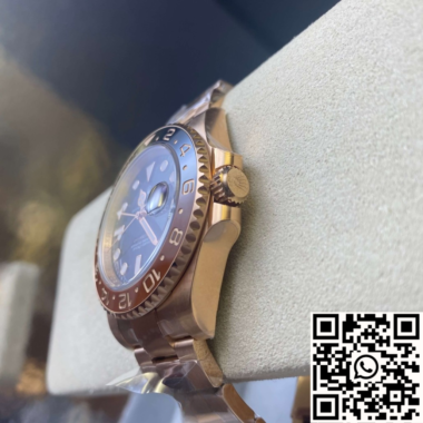 Rolex GMT-Master II Yellow Gold 40mm ref. 126718LN - Imagen 4